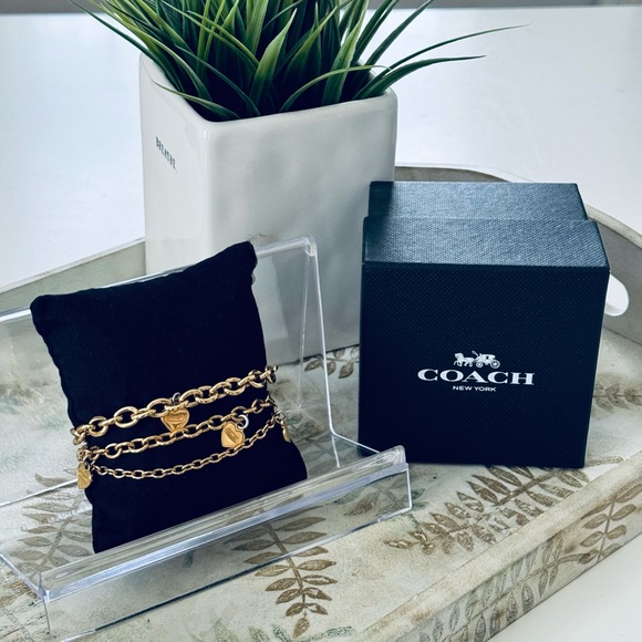 Coach Gold Hearts Chain Bracelet - Picture 5 of 8